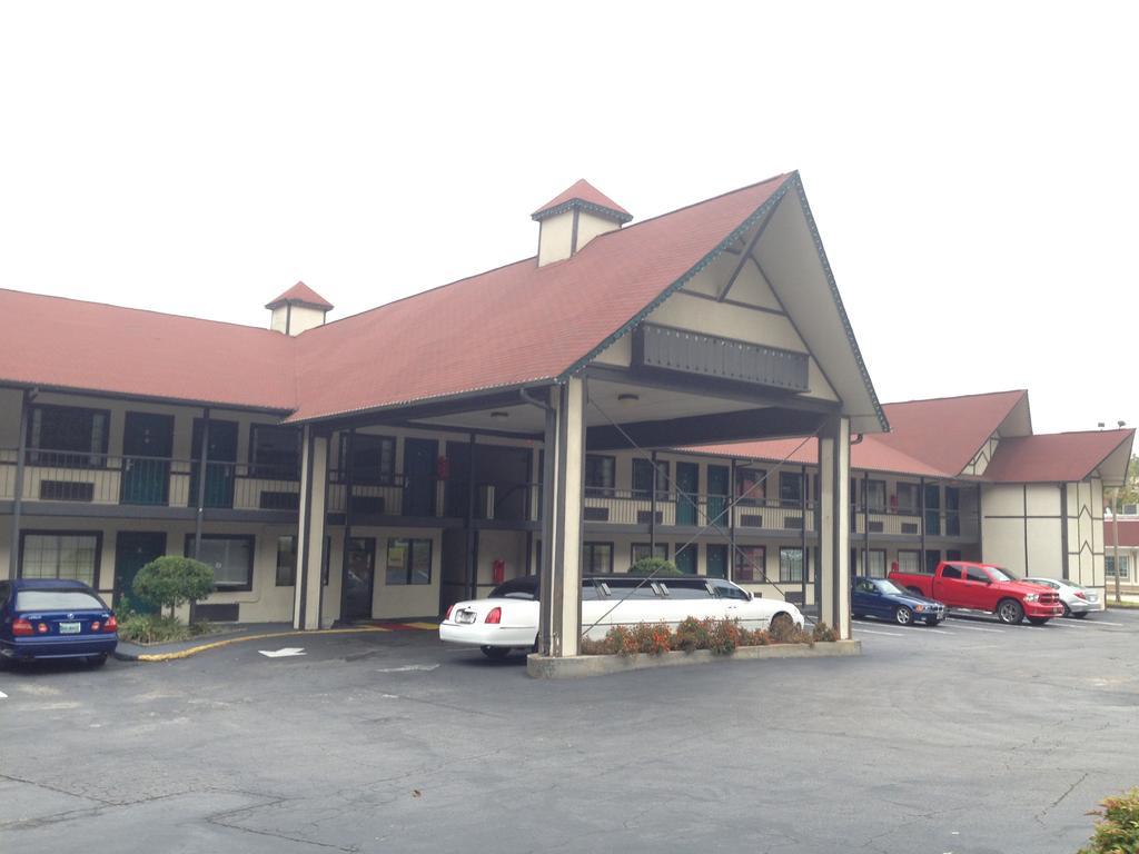 Amerivu Inn & Suites - Helen - Downtown Ngoại thất bức ảnh